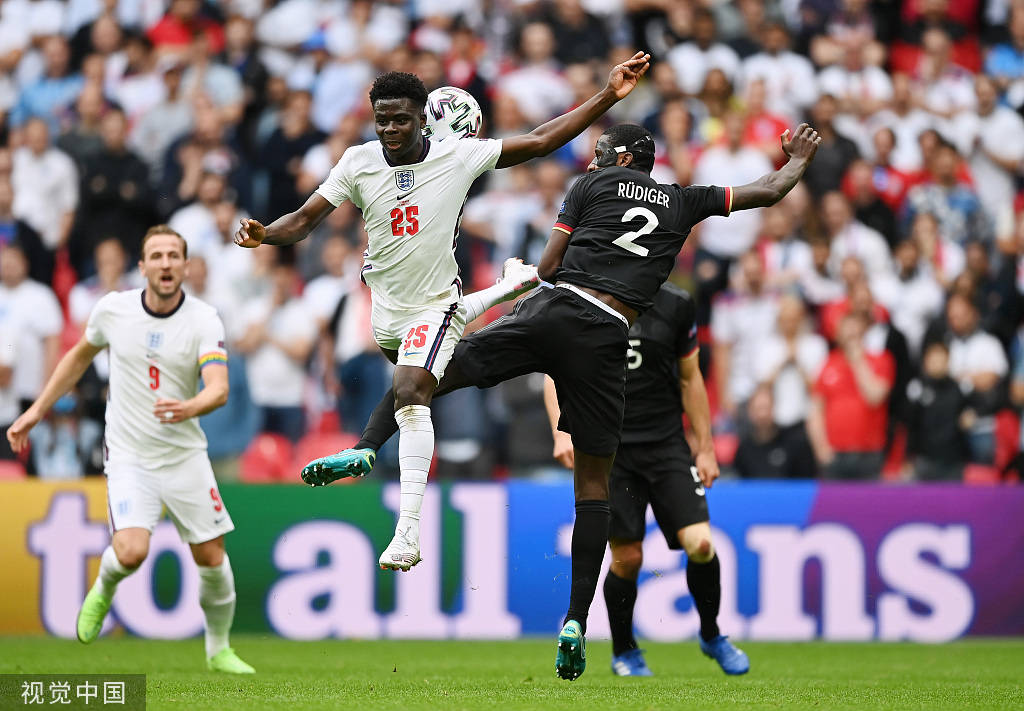 关于土耳其碾压英格兰,皮克统治全场的信息 关于土耳其碾压英格兰,皮克统治全场的信息