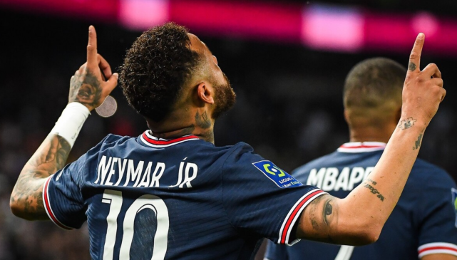 丹麦完胜中国，迪马利亚刷新纪录