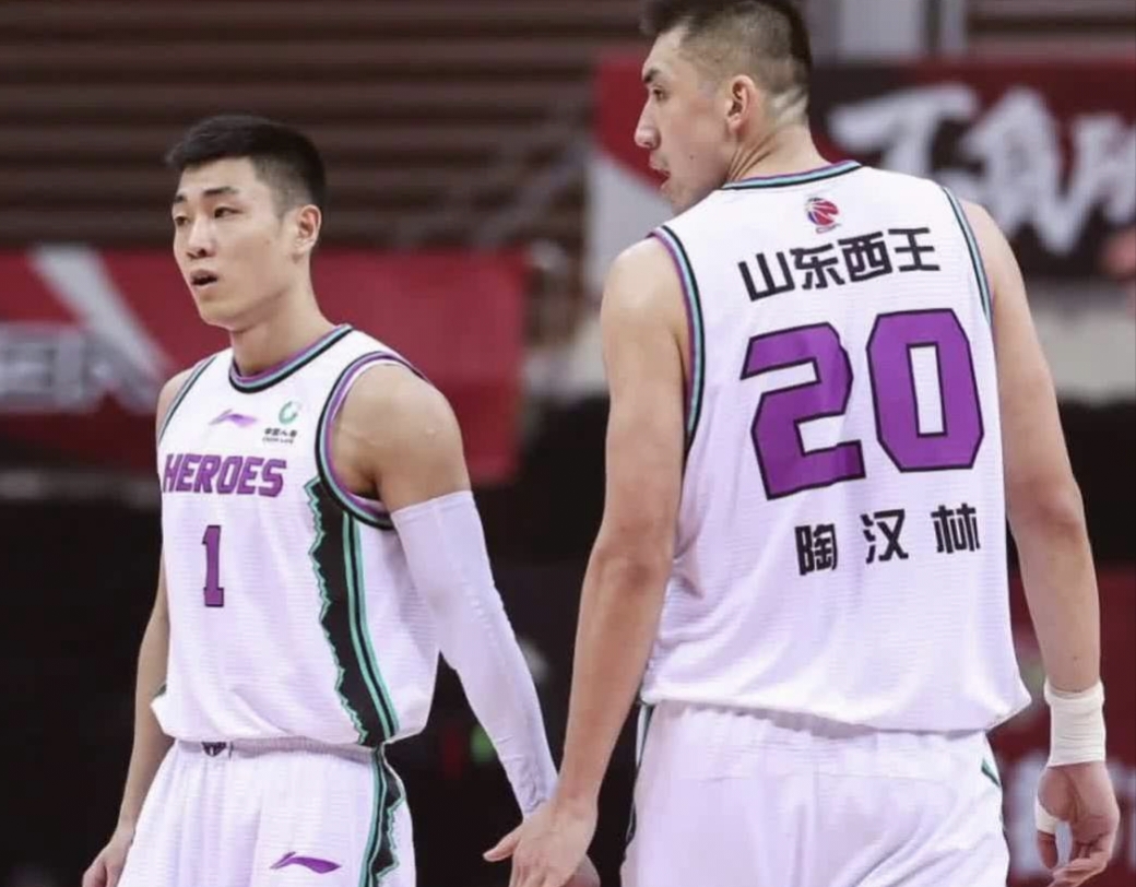 国王鏖战青岛队，高诗岩惊艳四座