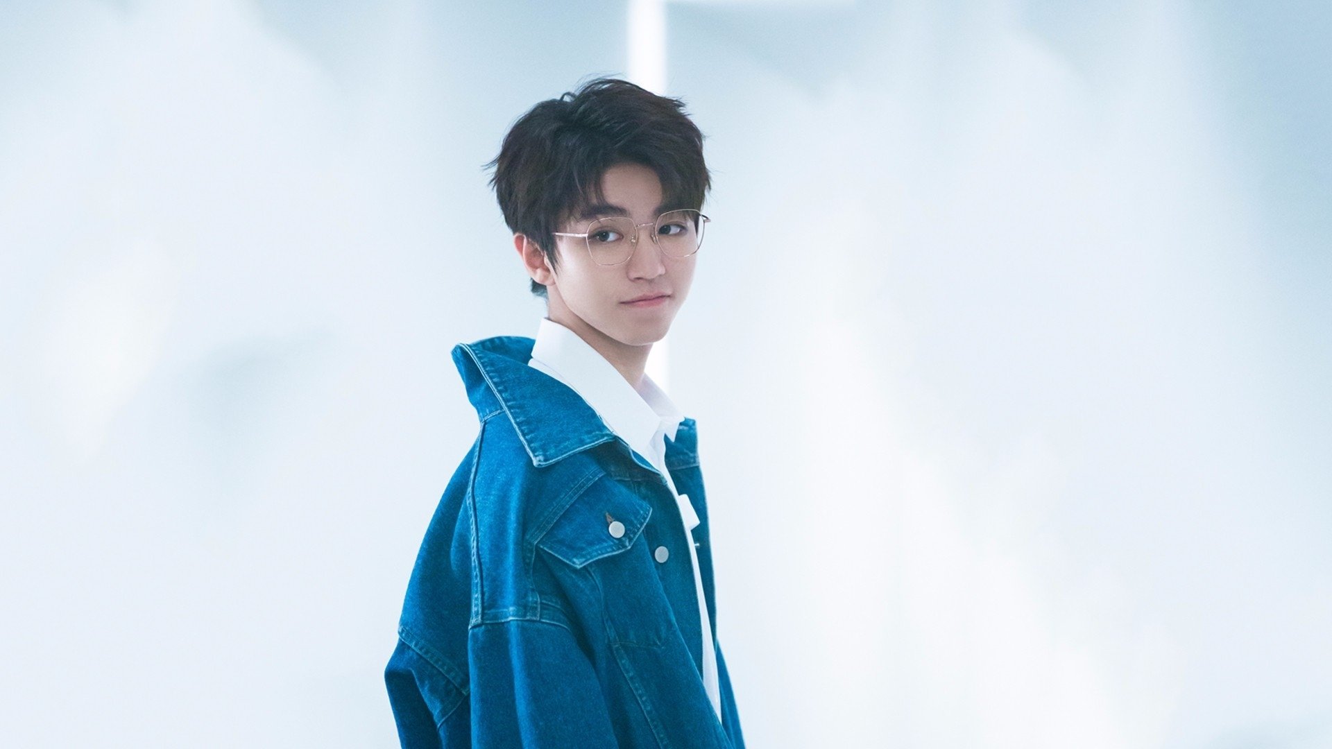 王者兑现!布克用实力打破质疑,上海队巅峰对决胜出篮网