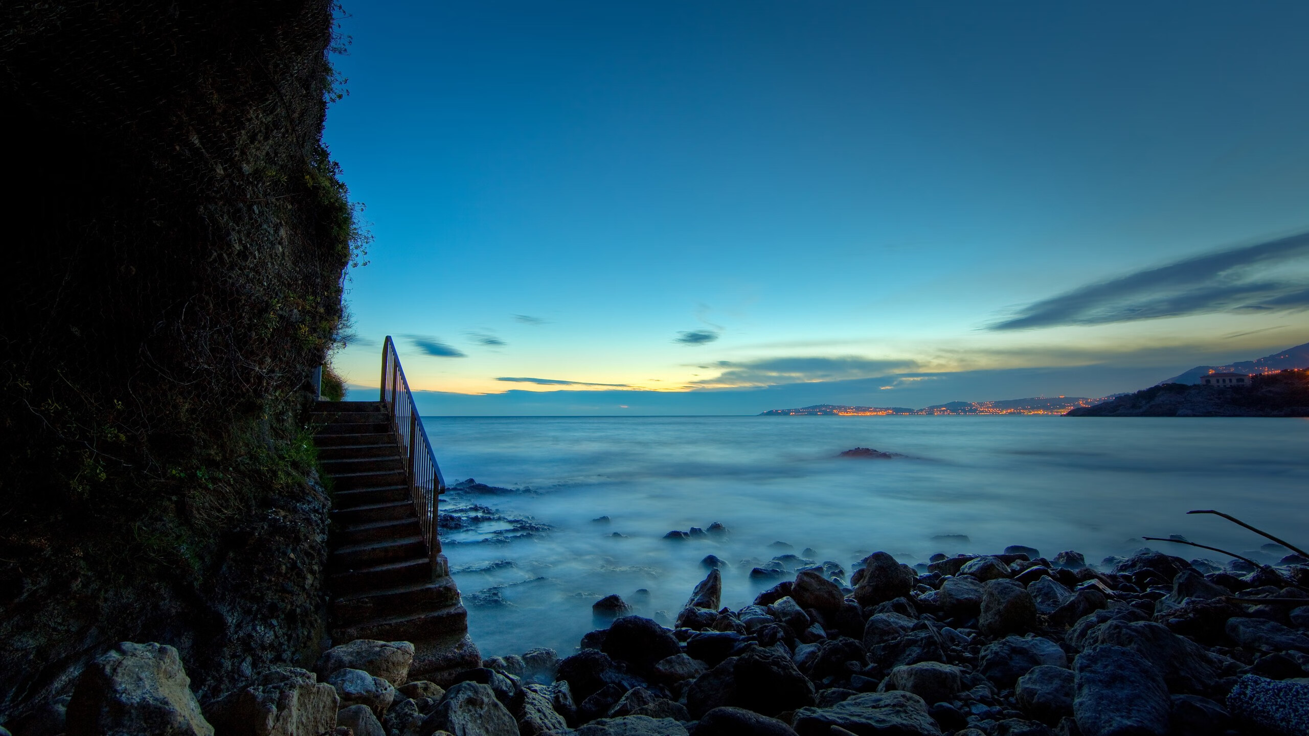 国王血拼猛龙，布克如何成为改变战局的关键先生