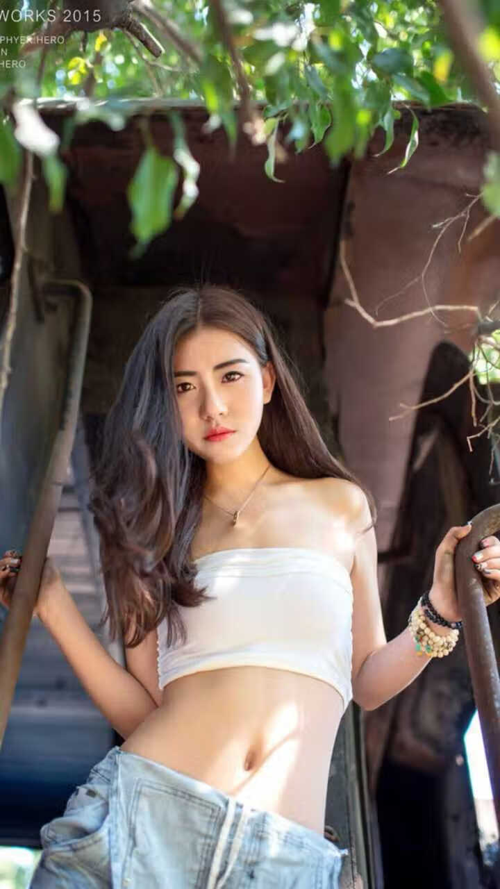 首先,为您构思的标题